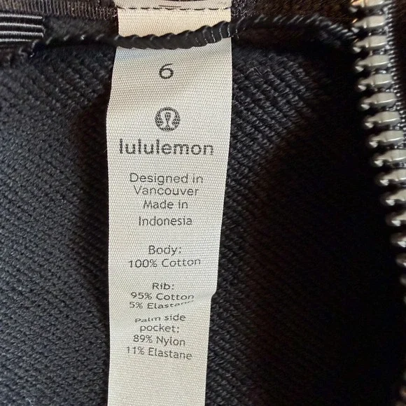 Lululemon Hoodie Womens 6 Black Full Zip High Neck Fleece Pockets Graphic Sleeve - Picture 4 of 11